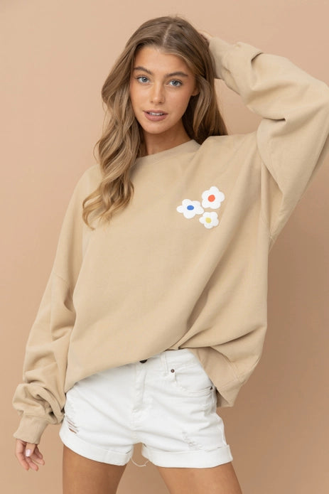 BE LOVE Sweatshirt - BarBelles Boutique